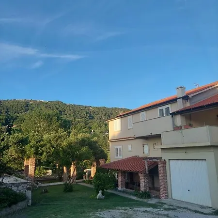 Apartament Novouredeni Marko